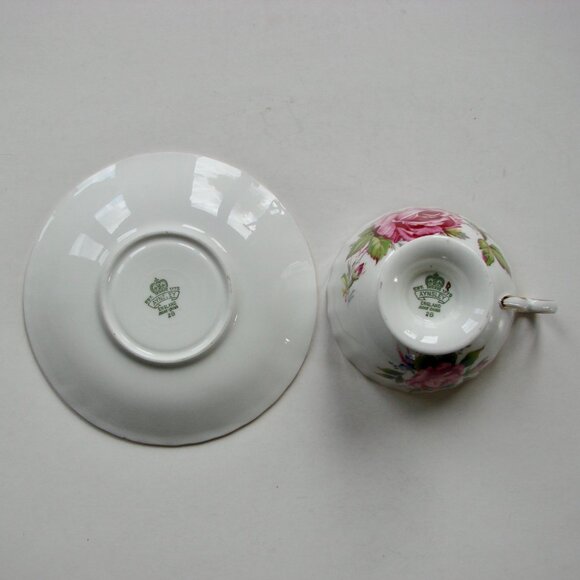 Vintage Aynsley Pink Cabbage Roses Teacup Saucer English Bone China Gold Gilt - Picture 7 of 8